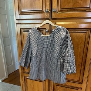 Black and White gingham Women's Top 100% cotton precious! (Fits like a 10 fyi)